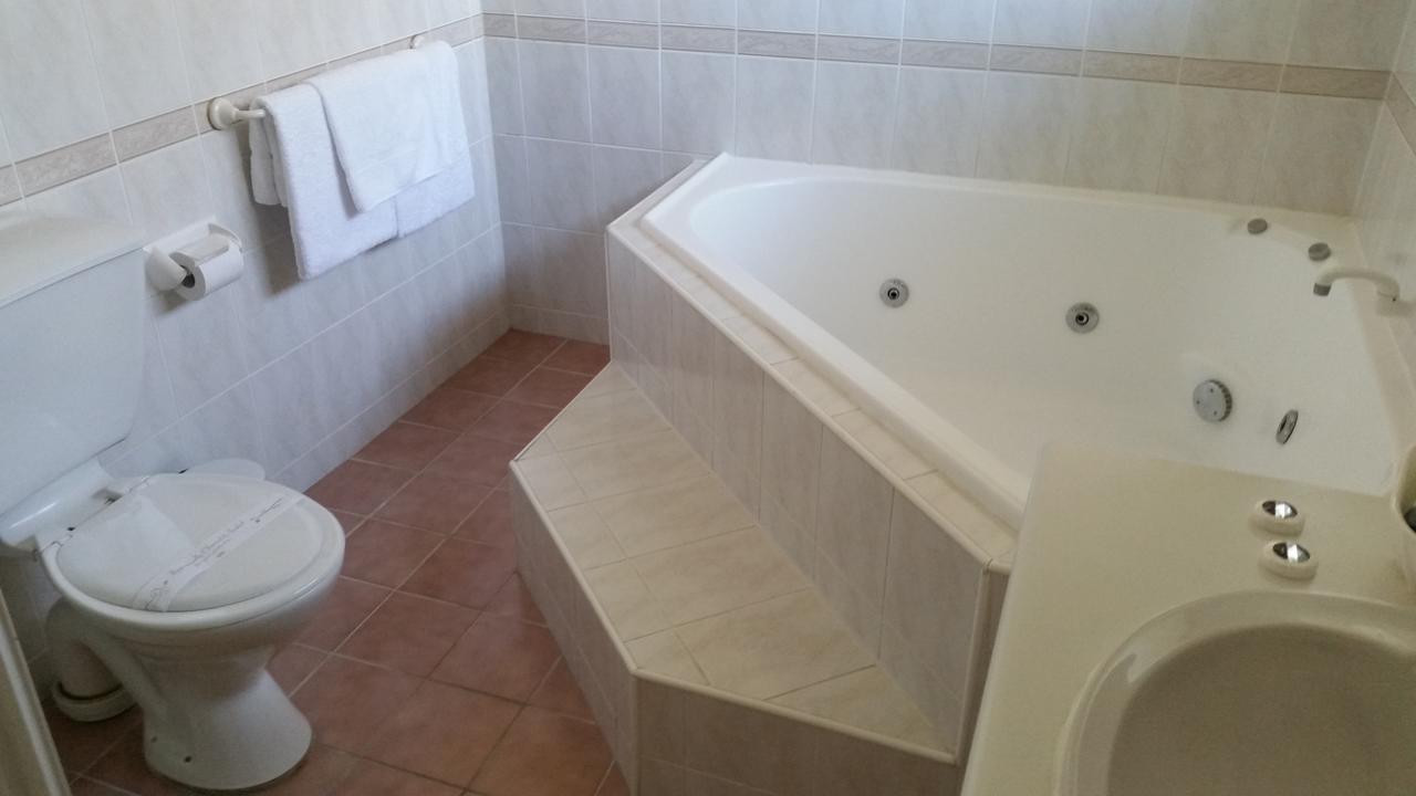 Blayney Central Motel Habitación foto